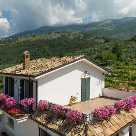 La Vigna Della Corte Villa